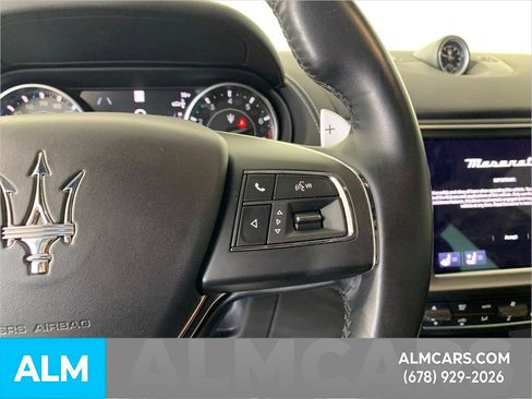 Used 2021 Maserati Levante S GranLusso image 22