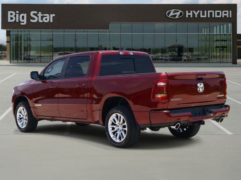 Used 2024 RAM 1500 Laramie AWD/4WD image 3