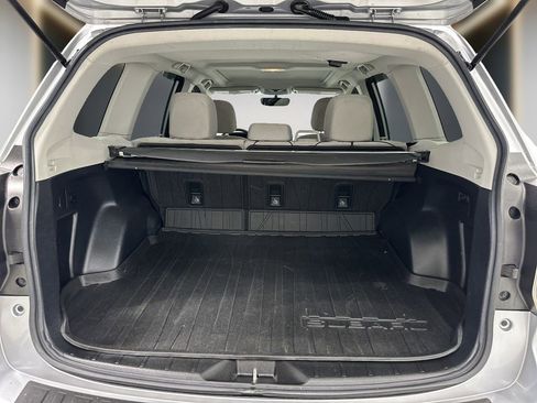Used 2018 Subaru Forester 2.5i Premium w/ Protection Package #1 AWD/4WD image 12