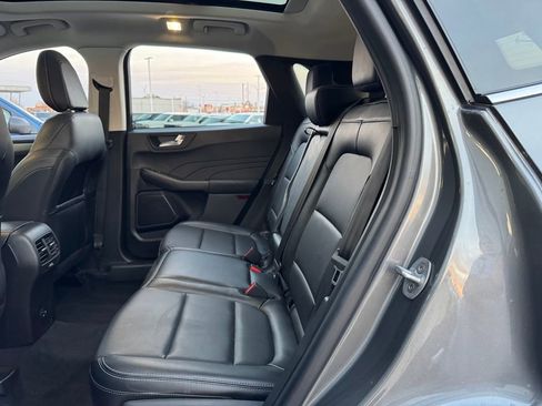 Used 2022 Ford Escape Titanium w/ Class II Trailer Tow Package image 25