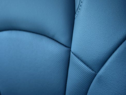 Used 2023 Buick Enclave Essence w/ Experience Buick Package image 25