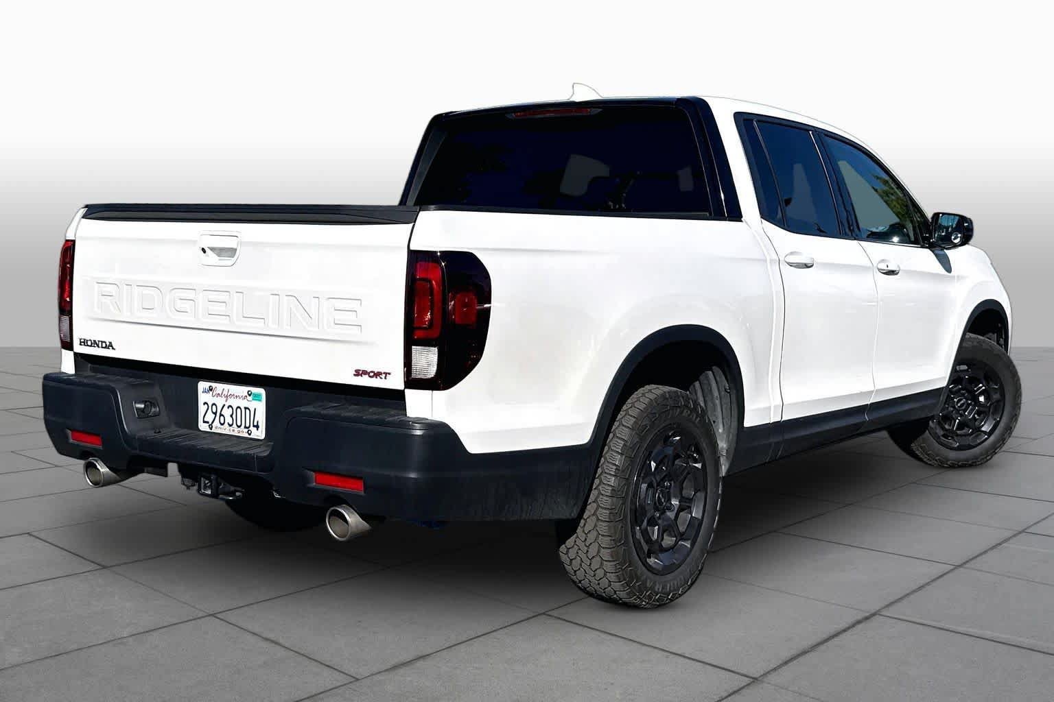 Used 2025 Honda Ridgeline Sport+ image 12