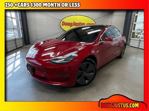 Used 2018 Tesla Model 3 Long Range image 1