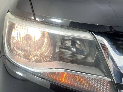 Used 2020 Chevrolet Colorado W/T image 31