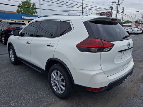 Used 2019 Nissan Rogue SV AWD/4WD image 6