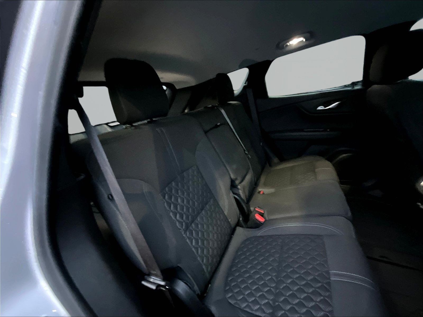 Used 2020 Chevrolet Blazer LT FWD image 25