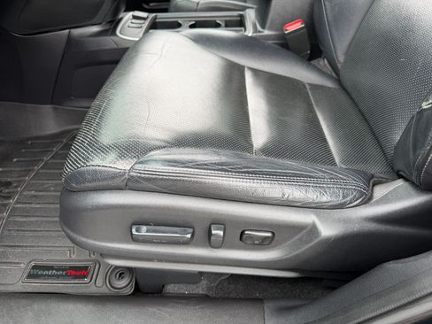 Used 2016 Honda CR-V Touring image 14
