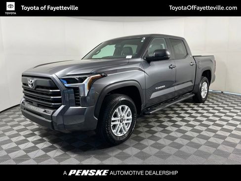 Used 2025 Toyota Tundra SR5 w/ SR5 Premium Package AWD/4WD image 1