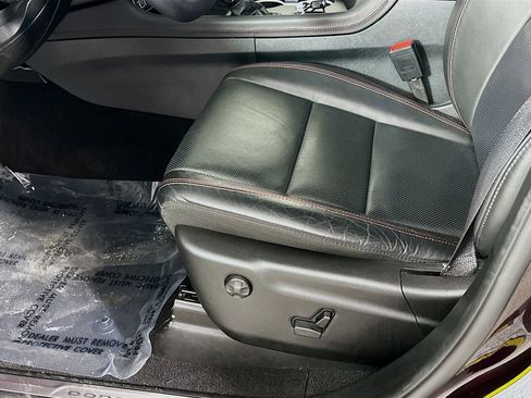 Certified 2025 Dodge Durango GT image 31