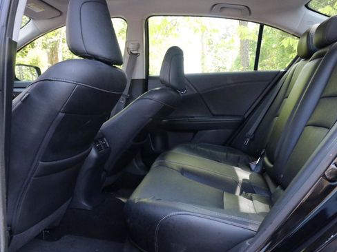 Used 2016 Honda Accord EX-L image 18