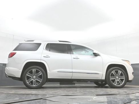 Used 2017 GMC Acadia Denali w/ Technology Package FWD image 48