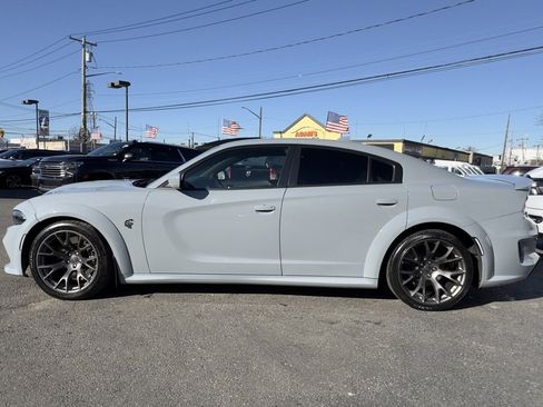 Used 2021 Dodge Charger SRT Hellcat image 4