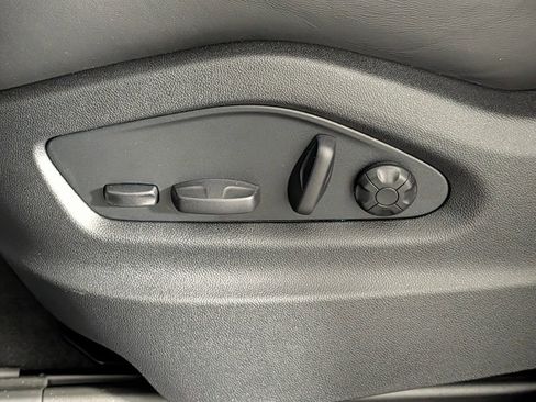 New 2026 Porsche Cayenne GTS image 29