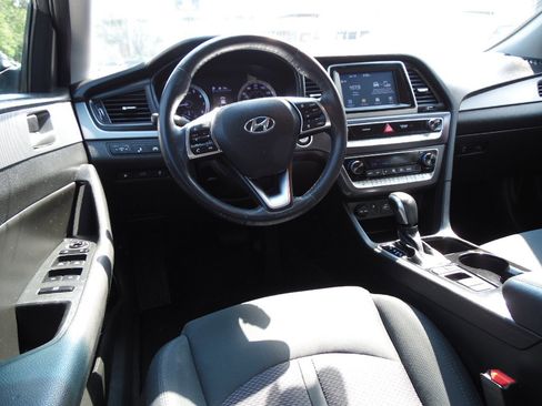 Used 2018 Hyundai Sonata SEL w/ Tech Package 04 FWD image 7