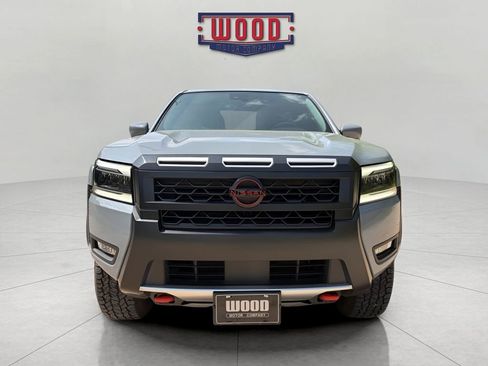Used 2025 Nissan Frontier PRO-4X AWD/4WD image 5