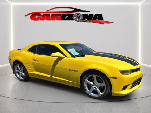 Used 2014 Chevrolet Camaro SS w/ RS Package RWD image 2