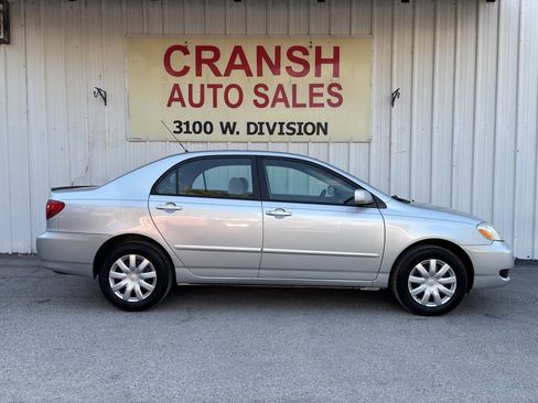 Used 2007 Toyota Corolla LE image 2
