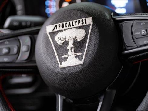 Used 2025 Jeep Wrangler Unlimited Sport image 17