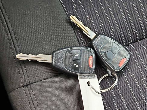 Used 2012 Jeep Wrangler Rubicon w/ Dual Top Group image 50