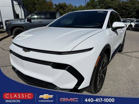 New 2026 Chevrolet Equinox EV LT image 1