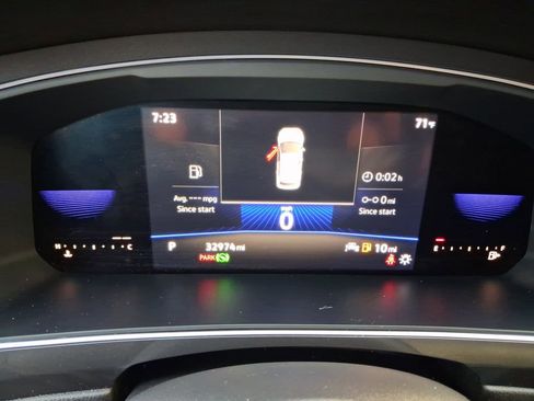 Used 2022 Volkswagen Tiguan S image 18