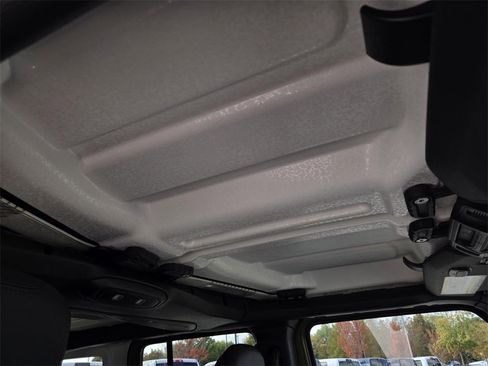 New 2026 Jeep Wrangler Unlimited Rubicon image 9