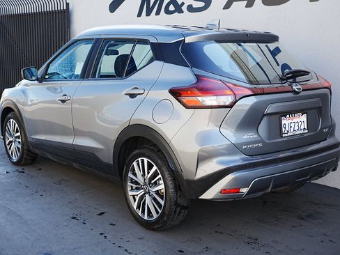 Used 2024 Nissan Kicks SV image 6