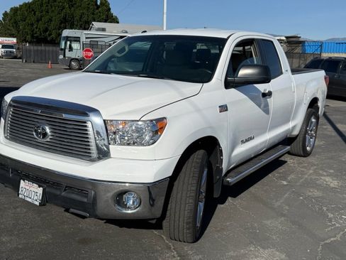 Used 2010 Toyota Tundra Grade image 4