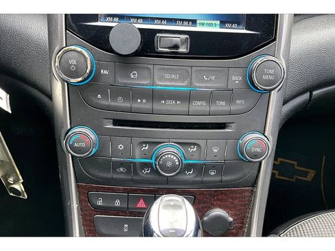 Used 2013 Chevrolet Malibu LT FWD image 23