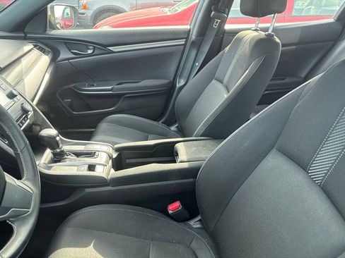 Used 2017 Honda Civic Sport image 11