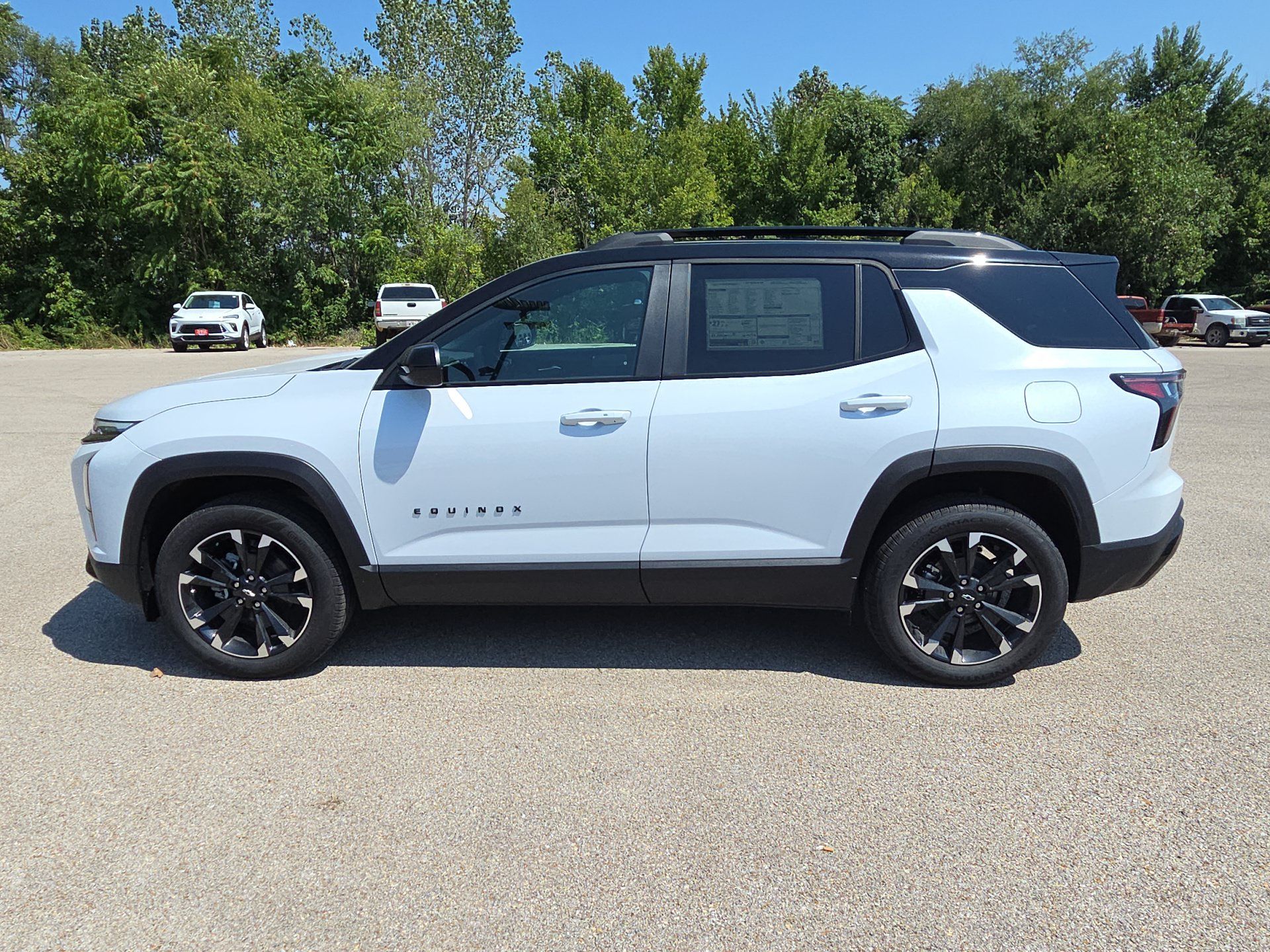 New 2027 Chevrolet Equinox RS FWD image 5