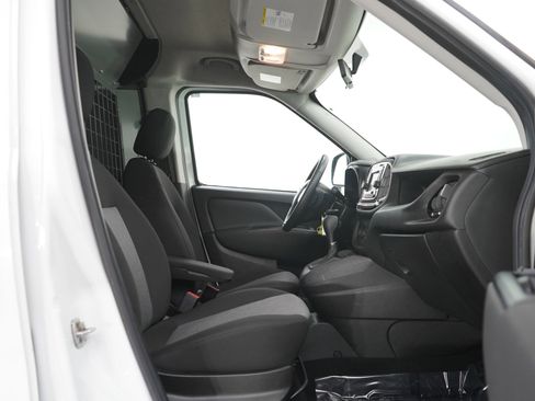 Used 2017 RAM ProMaster City Tradesman SLT w/ Rear Back-up Camera Group image 10