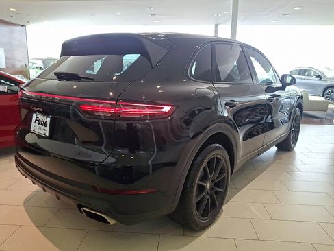 Used 2019 Porsche Cayenne image 4