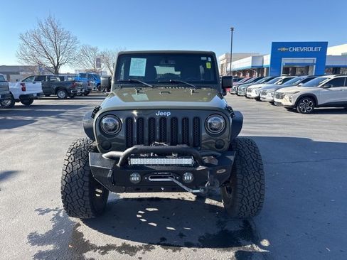 Used 2015 Jeep Wrangler Unlimited Sport w/ Quick Order Package 24S image 2