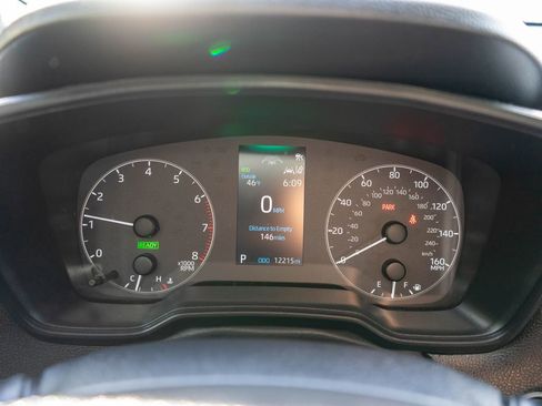 Used 2024 Toyota Corolla Cross SE w/ Moonroof Package image 21