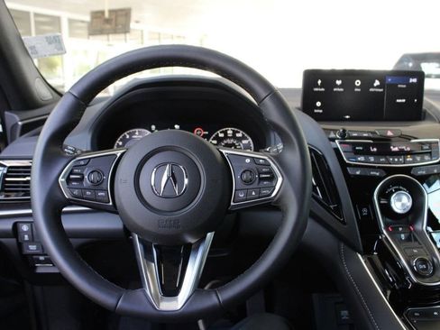 Used 2025 Acura RDX SH-AWD image 36
