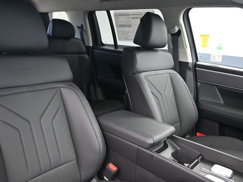 New 2026 Hyundai Santa Fe XRT AWD/4WD image 11