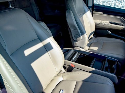 Used 2018 Honda Odyssey EX-L image 10