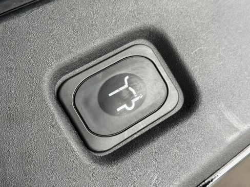 Used 2025 Ford Expedition Active AWD/4WD image 38