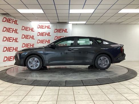 New 2026 Kia K4 LX image 4