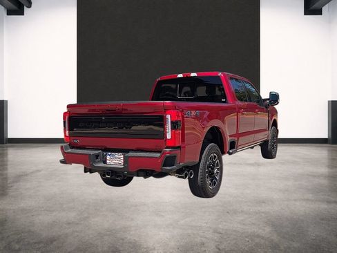 Used 2025 Ford F250 Platinum AWD/4WD image 4