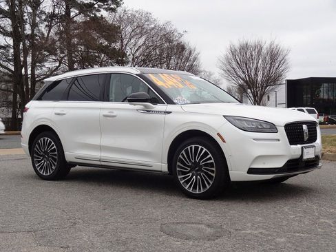 Certified 2021 Lincoln Corsair Reserve w/ Equipment Group 201A image 2