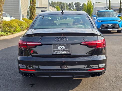 Used 2023 Audi S4 Premium Plus w/ Premium Plus Package AWD/4WD image 5