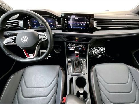 Used 2025 Volkswagen Jetta GLI Autobahn image 19