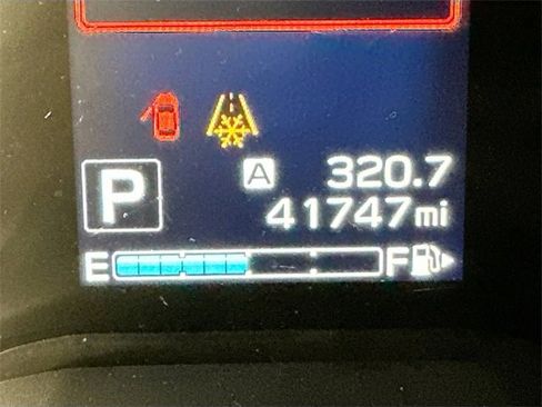 Used 2017 Subaru Impreza 2.0i Limited image 17