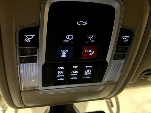 Used 2022 RAM 2500 Laramie image 23