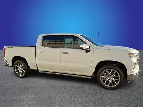 New 2026 Chevrolet Silverado 1500 LTZ w/ LTZ Premium Package image 3