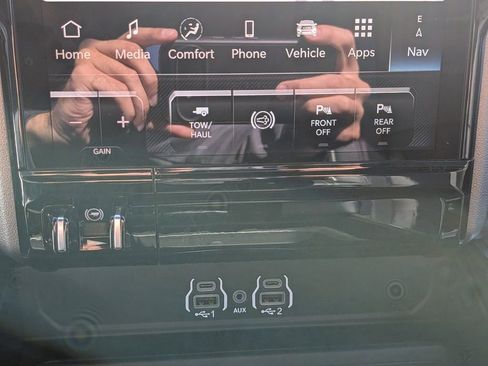 New 2026 RAM 2500 Laramie AWD/4WD image 23