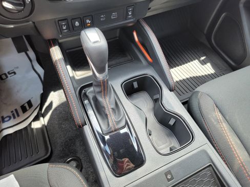 Used 2025 Nissan Frontier PRO-4X w/ Pro Convenience Package image 30