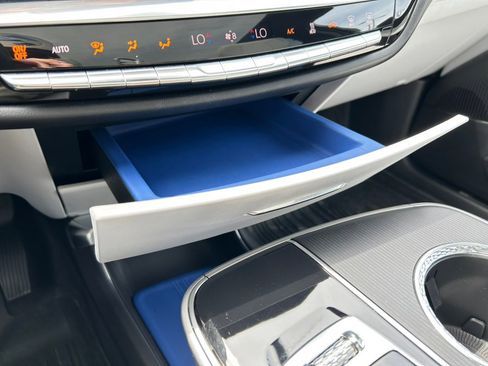 Used 2024 Cadillac Lyriq Luxury w/ LPO, Floor Liner Package image 34